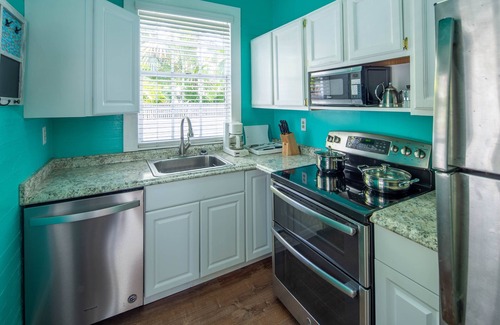 Historic Seaport Cottage | Heart of Downtown Key West Cottage With Off-Street Parking