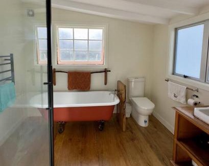 Preece Point House | Heart Of Gold Cottage