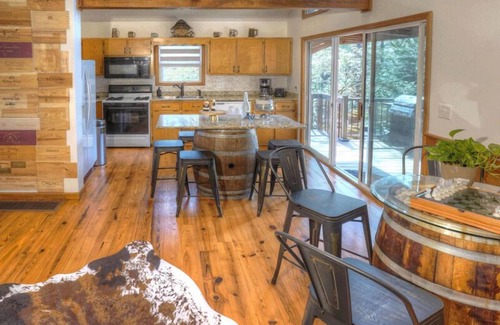Helen House | Heart of Helen | 4 Bed, 2 Bath