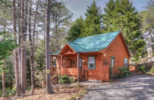 Helen House | Heart of Helen | 4 Bed, 2 Bath