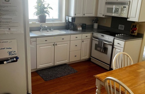 Riverside House | Heart of Historic Riverside Homenn