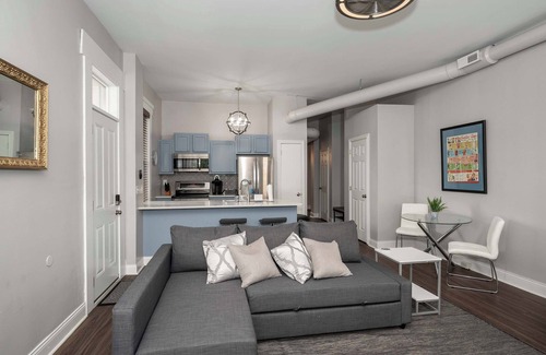 Covington Condo | Heart of Mainstrasse 3