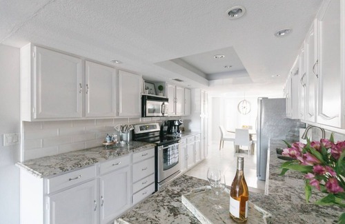 South Scottsdale House | Heart of Old Town - Stylish Townhome - Greenbelt