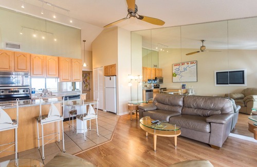 Osage Beach Condo | HEART OF OSAGE BEACH/Outlet Mall-Restraunts