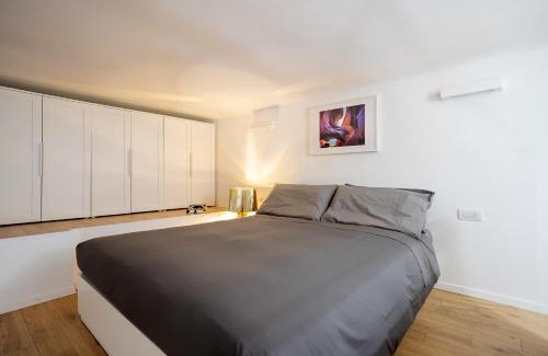 Zona Risorgimento Apartment | Heart of Porta Venezia - Cozy City Loft - 2mts to M4 metro