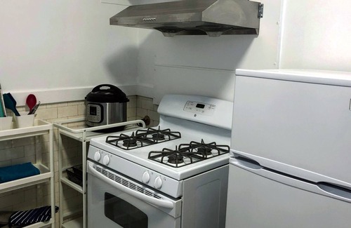 Richmond District Apartment | Heart of Richmond, 1400sf, Garage, near Beach, Lands End Trail, GG Bridge & Park