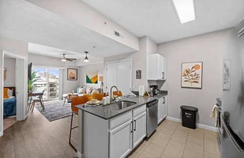 Central City Apartment | Heart of SLC Stocked w Everything you need