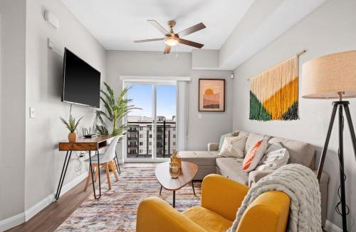 Central City Apartment | Heart of SLC Stocked w Everything you need