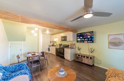 Albuquerque House | Heart of Uptown - Marvel on Marble