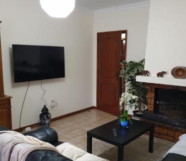 Cantelaes Apartment | Heart of Vieira Do Minho - T2 Apartment
