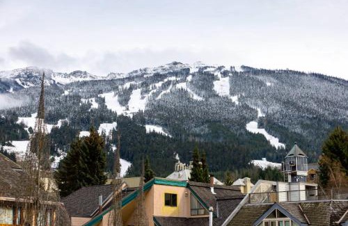 Whistler Village House | Hearthstone Lodge 3 | Central Whistler Village Condo with Sauna & Hot Tub