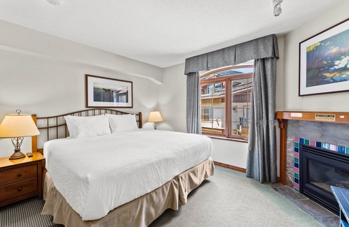 Sun Peaks Hotel | Hearthstone Lodge #328