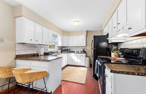 Sioux Falls House | Heartland Haven: A 4-Bed Delight in Sioux Falls
