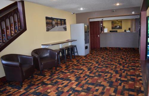 Rock Valley Hotel | Heartland Hotel & Suites
