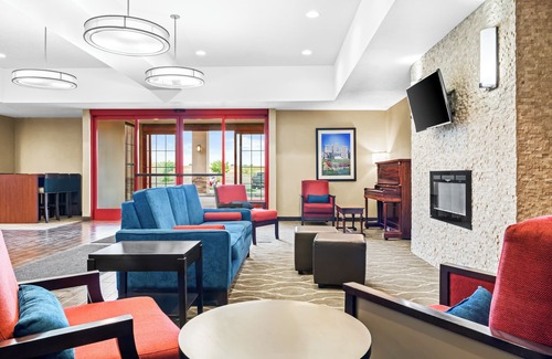 Wheatland Hotel | Heartland Inn and Suites