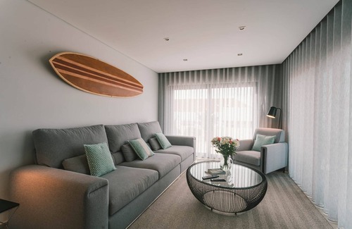 Peniche Apartment | Heated 3 bedroom penthouse w/jacuzzi in Baleal