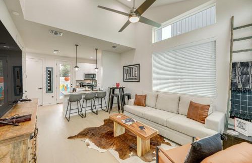 Chestnut House | Heated Cowboy Pool Modern Austin Retreat