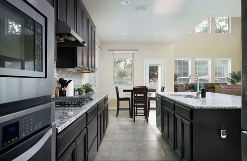 San Antonio House | Heated Pool, Arcade, Billiards with Two master suites