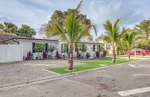 Juno Ridge Cottage | Heated Pool + Backyard: North Palm Beach Retreat!