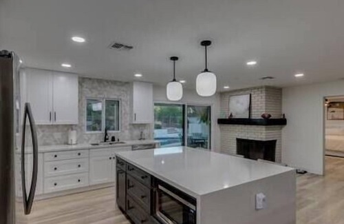 South Scottsdale House | Heated Pool! Billiard table, grill, putting green, ping pong, pet-friendly