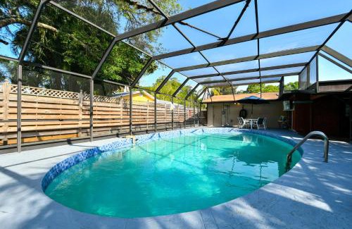 Sarasota House | Heated Pool Home - VERY close to Siesta Beach, Restaurants & Shops!