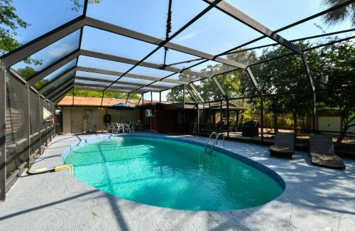 Sarasota House | Heated Pool Home - VERY close to Siesta Beach, Restaurants & Shops!