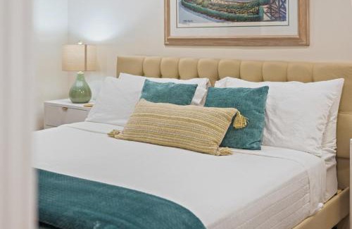 Hampton Homes House | Heated Pool, Lush Breezeway, Bikes, BBQ, Near Beach