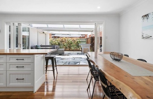 Norah Head House | Heated Pool/ Pets Welcome/ EV Charger