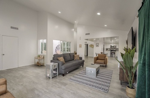 Scottsdale House | Heated Pool |Scottsdale Retreat| 4 Bedroom/2 Bath Home| Gameroom |