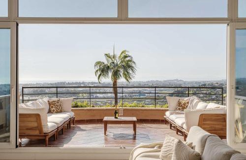 Nueva Andalucia Apartment | HEATED ROOFTOP POOL PENTHOUSE VIEWS MAGNA MARBELLA