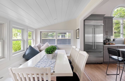 Fire Island House | Heated Saltwater Pool 5BR 3Bth Chef's Kitchen Huge Island seats 10, LR, DR +Den