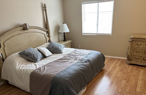 Kingman House | Heather house (1850sq ft)