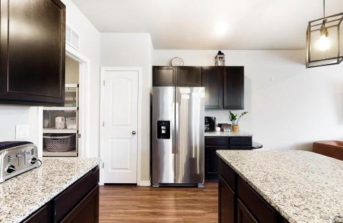 Colorado Springs House | Heathland Hideaway