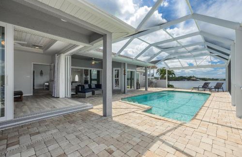 Alabama Grove Terrace House | Heaven Found! Stunning River Views & Pool - Villa Island Sunset - Roelens Vacations