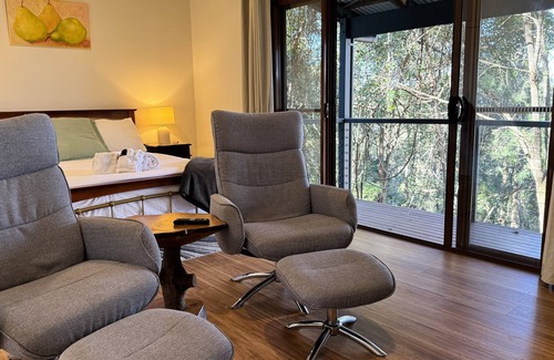 Reesville Bed & Breakfast | Heaven in the Hills