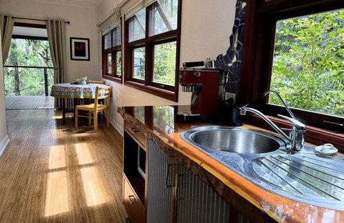 Reesville Bed & Breakfast | Heaven in the Hills