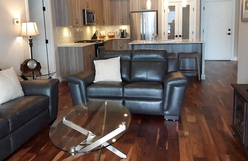 North End Condo | Heaven on the Lake McKinley Beach Kelowna 412
