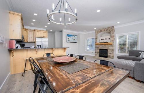 Ogden House | Heaven's Gate with Resort Amenities
