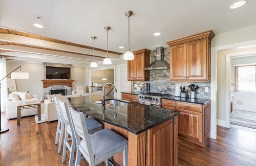 Minnetonka House | Heavenly Home/Minnetonka Lakes/Nature Scenic View