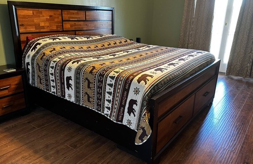 Edgemont Cottage | Heavenly Lake View Cottage on Greers Ferry Lake