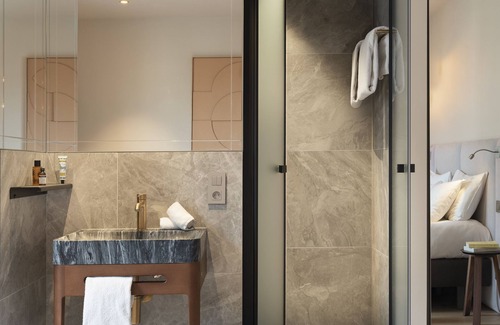 Annecy Old Town Hotel | Hebe Hotel