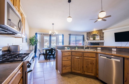 Heber House | Heber House, 20 min to Park City! Close to downtown Heber.