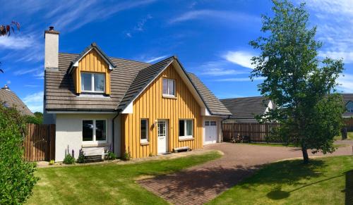 Aviemore House | Hector's House