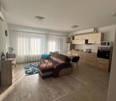 Pecs Apartment | Hegin Szigeti Apartman
