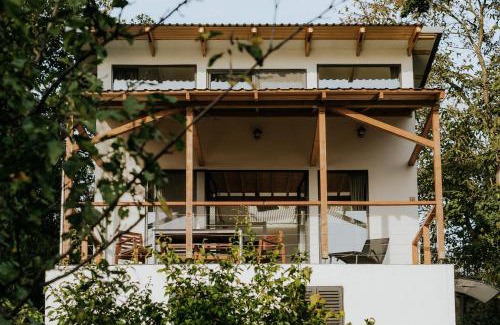 Zebegeny House | Hegyi Pihenő