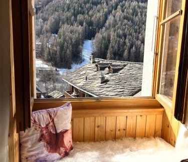 Evolene Apartment | Heida, studio ensoleillé au village avec magnifique vue sur la Dent-Blanche