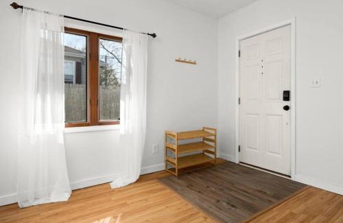 Peoria Heights House | Heights Records - a trendy 2BD