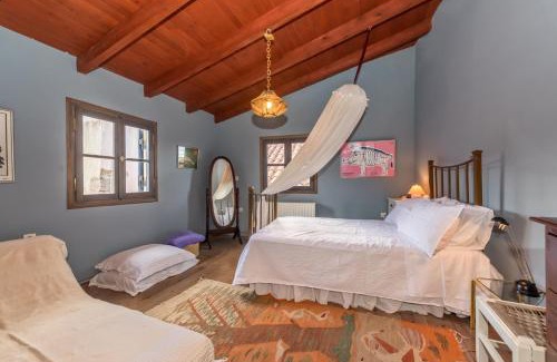 Apokoronas House | Hekate House, bohemian country house for 4 persons