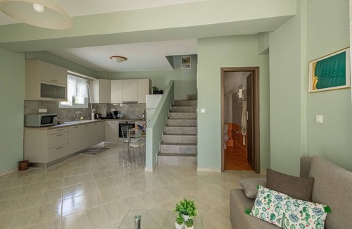 Ratzakli House | Helen's House at Ratzakli
