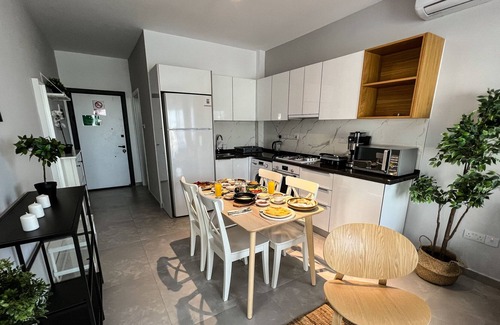 Gastria Apartment | Helena Pool 1-Bedroom Apartment with a Sea View in Caesar Blue Resort